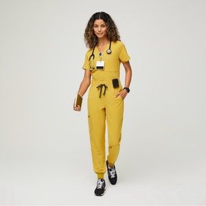 Figs XXS Catarina Top. XXS Regular Yola Bottoms. Light Gold. Used.